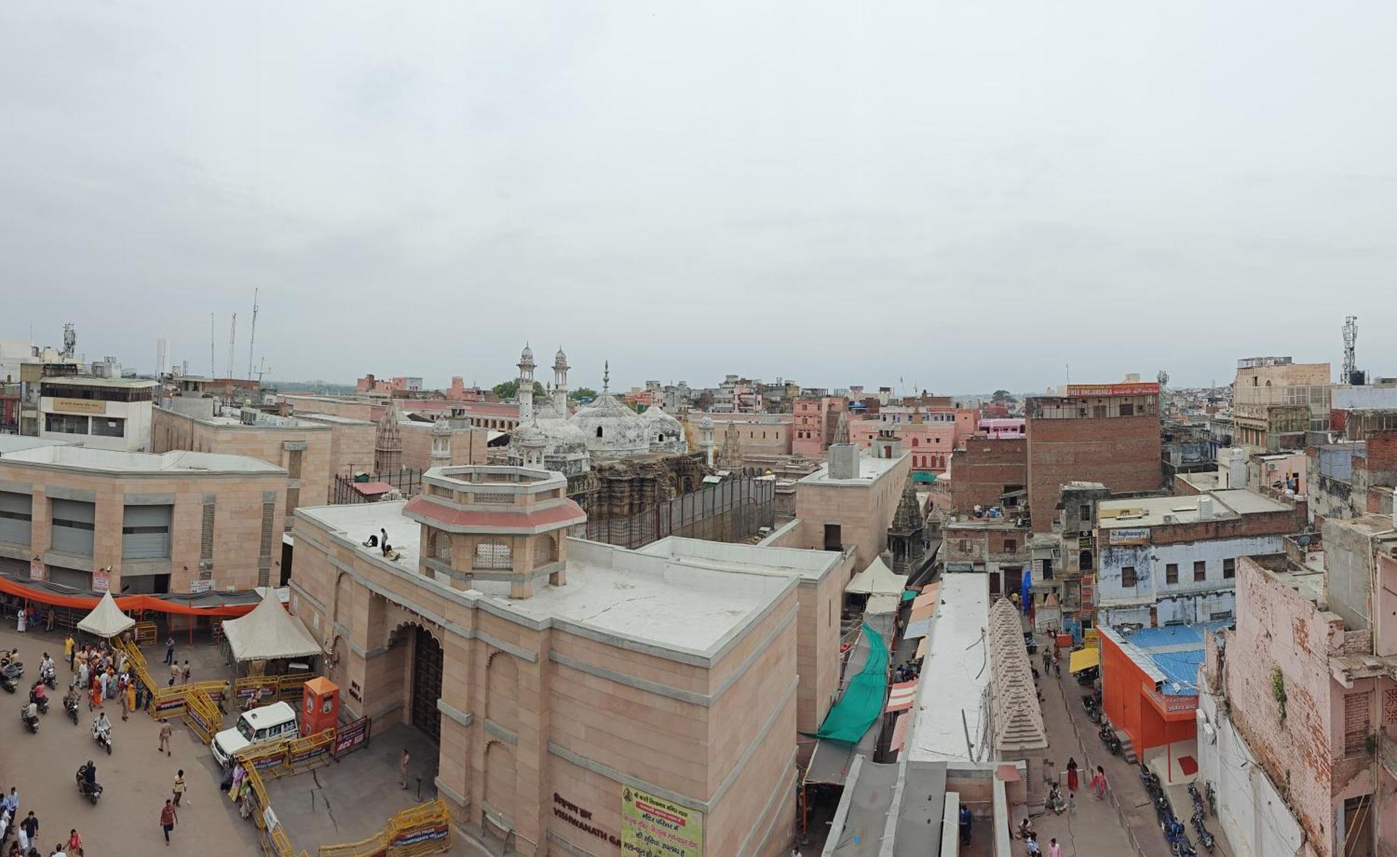 Stay Kailash -Vishwanath Temple View — Photos 1